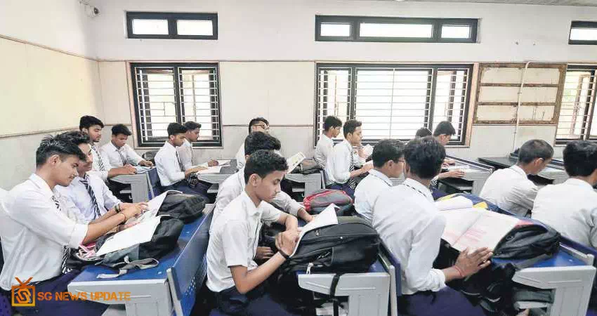 Delhi Gov Declared To Resume Schools For Class 9, 11 From 5 Feb
