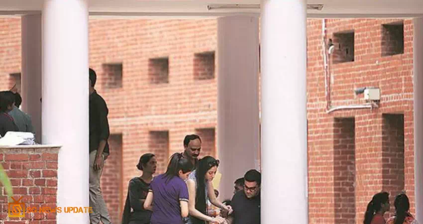 DU colleges reported to work with 100% staff strength from Feb 1