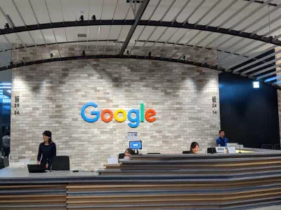 Adaptable Work Week, Google Postpones Office Arrival 