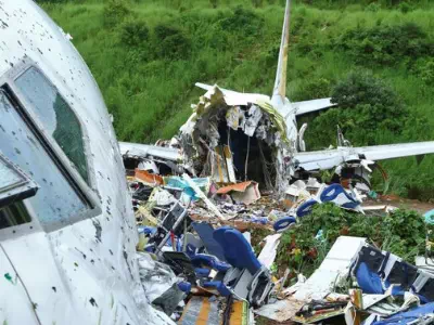 Kozhikode Plane Crash: Overconfident Pilot 's Non-Adherence To SOP Cause Of Crash
