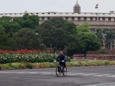 Delhi Gov Extends Lockdown By A Week Amid Hike In Daily Covid Cases