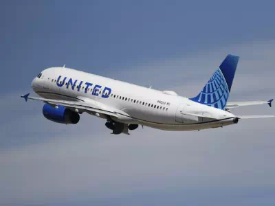 United Airlines Returns With Empty Flight As Crew Refuses Covid Test